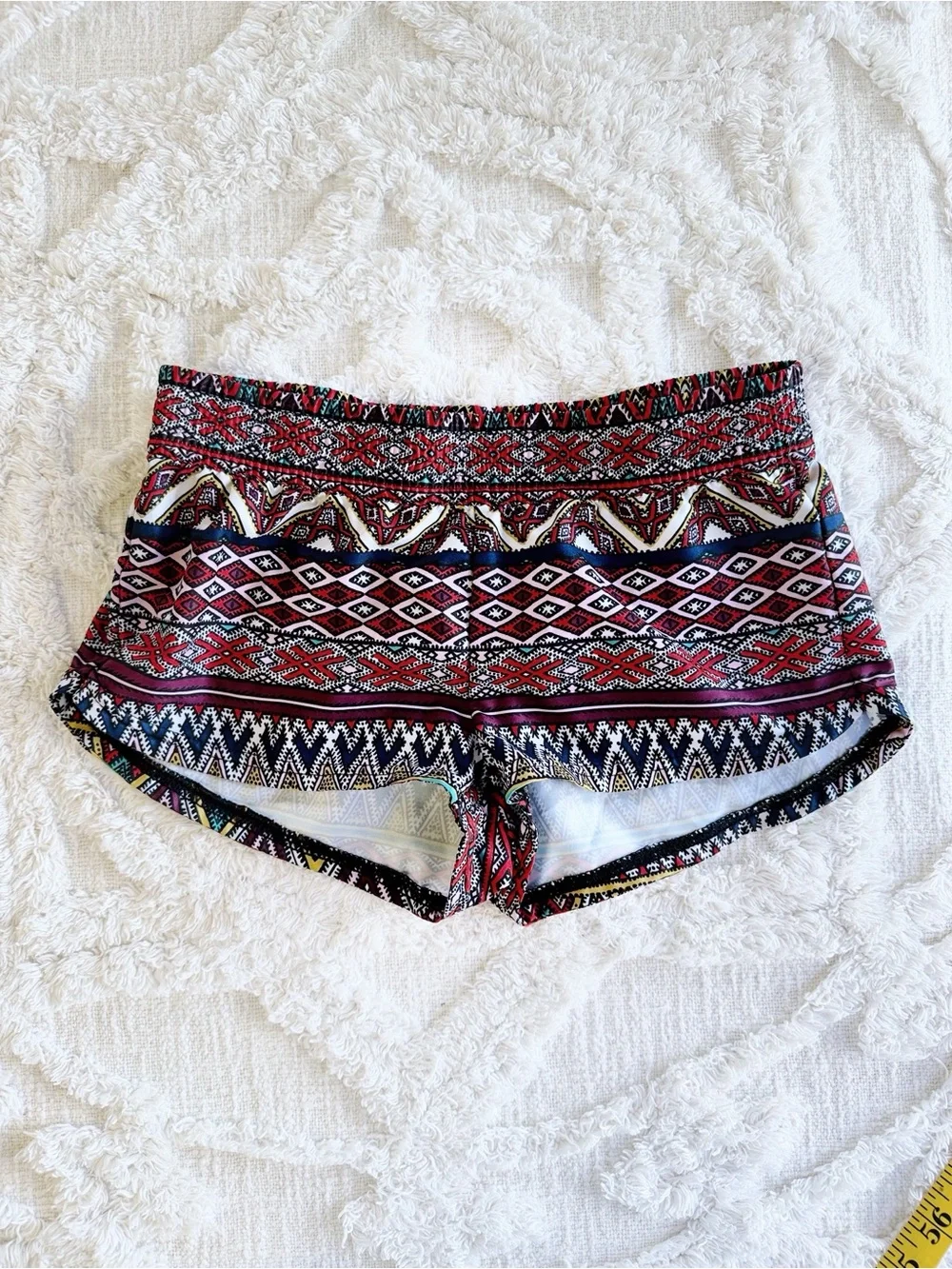 Billabong Girl’s M Multicolor Tribal Aztec Print Beach Board Shorts
